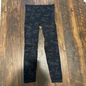 Women’s SPANX camo leggings size large